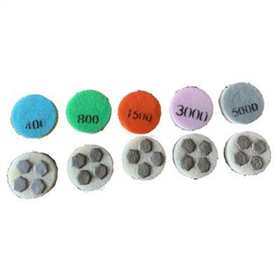 Tampons de polissage pour béton